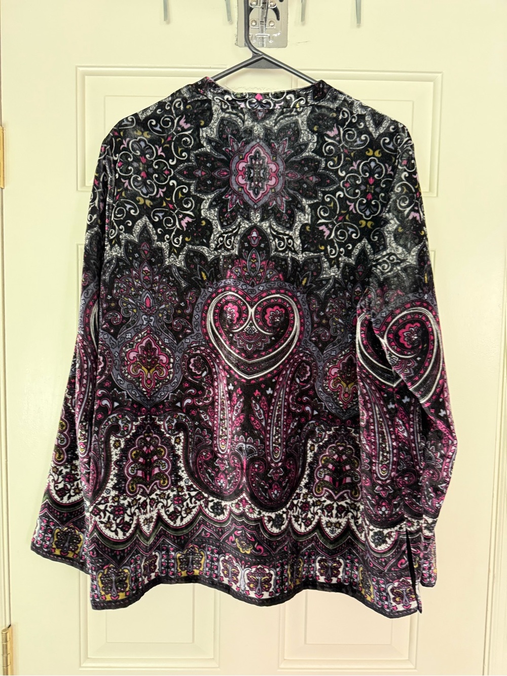 Laura Ashley Velvet Burnout Paisley Jacket XL Black Pink Lined Boho Evening - Picture 4 of 8